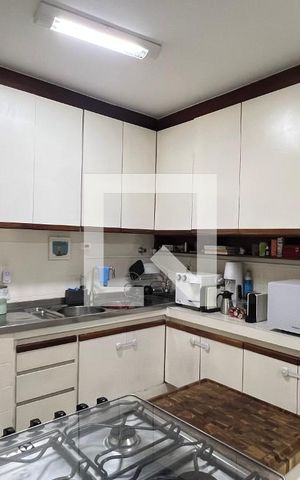 Apartamento à venda com 156m², 3 quartos e 1 vaga Apartamento à venda com 156m², 3 quartos e 1 vagaCozinha