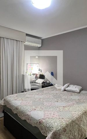 Apartamento à venda com 156m², 3 quartos e 1 vaga Apartamento à venda com 156m², 3 quartos e 1 vagaSuite