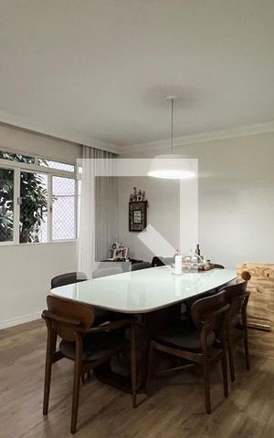 Apartamento à venda com 156m², 3 quartos e 1 vaga Apartamento à venda com 156m², 3 quartos e 1 vagaSala de Jantar