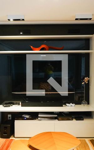 Apartamento à venda com 138m², 3 quartos e 3 vagas Apartamento à venda com 138m², 3 quartos e 3 vagasDetalhe