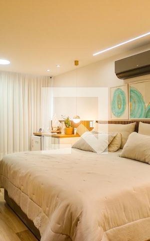Casa de condomínio à venda com 400m², 5 quartos e 3 vagas Casa de condomínio à venda com 400m², 5 quartos e 3 vagasSuíte 1