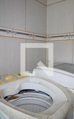 Casa à venda com 300m², 6 quartos e 2 vagasBanheiro 1