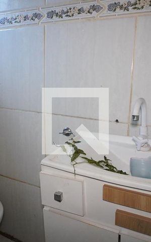 Casa à venda com 300m², 6 quartos e 2 vagasBanheiro 3