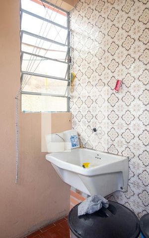 Casa à venda com 224m², 4 quartos e 2 vagas Casa à venda com 224m², 4 quartos e 2 vagasÁrea de Serviço