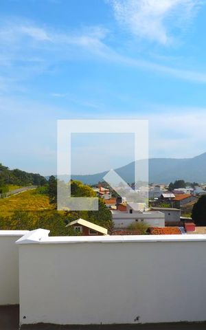 Casa para alugar com 310m², 3 quartos e 2 vagasÁrea Externa