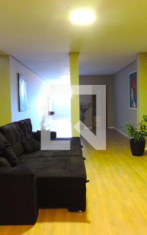 Casa para alugar com 310m², 3 quartos e 2 vagasSala