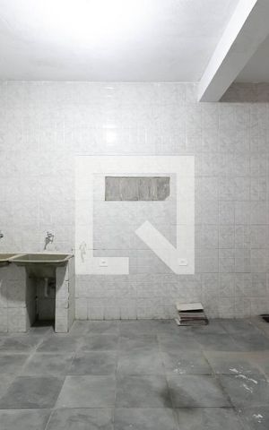 Casa à venda com 335m², 5 quartos e 2 vagas Casa à venda com 335m², 5 quartos e 2 vagasÁrea de Serviço