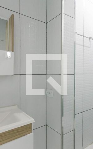 Casa à venda com 335m², 5 quartos e 2 vagas Casa à venda com 335m², 5 quartos e 2 vagasBanheiro