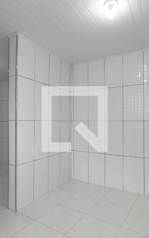 Casa à venda com 335m², 5 quartos e 2 vagas Casa à venda com 335m², 5 quartos e 2 vagasSala