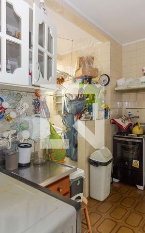 Apartamento à venda com 119m², 3 quartos e sem vaga Apartamento à venda com 119m², 3 quartos e sem vagaCozinha e Área de Serviço