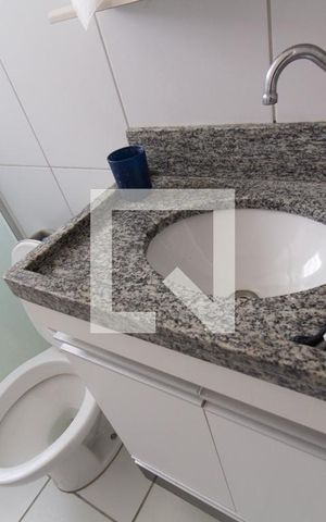 Apartamento para alugar com 54m², 2 quartos e 2 vagas Apartamento para alugar com 54m², 2 quartos e 2 vagasBanheiro