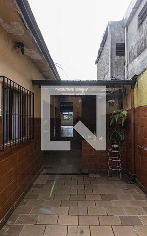 Casa à venda com 300m², 2 quartos e sem vaga Casa à venda com 300m², 2 quartos e sem vagaÁrea de Serviço