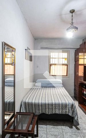 Casa à venda com 300m², 2 quartos e sem vaga Casa à venda com 300m², 2 quartos e sem vagaQuarto 2