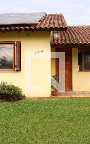 Casa à venda com 360m², 2 quartos e 2 vagasFachada