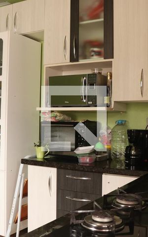 Casa à venda com 360m², 2 quartos e 2 vagasCozinha