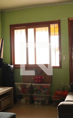 Casa à venda com 360m², 2 quartos e 2 vagasSala