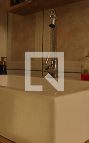 Casa à venda com 360m², 2 quartos e 2 vagasBanheiro