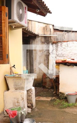 Casa à venda com 360m², 2 quartos e 2 vagasQuintal