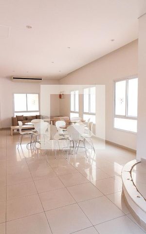 Apartamento à venda com 114m², 3 quartos e 2 vagas Apartamento à venda com 114m², 3 quartos e 2 vagasÁrea Comum - Salão de Festas