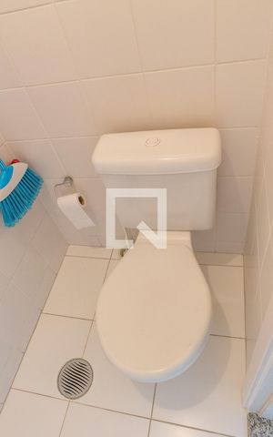 Apartamento para alugar com 120m², 3 quartos e 2 vagasBanheiro de Serviço