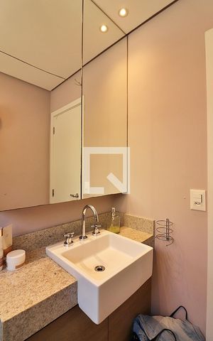 Apartamento à venda com 67m², 2 quartos e 1 vagaBanheiro Social