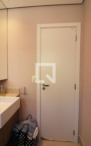 Apartamento à venda com 67m², 2 quartos e 1 vagaBanheiro Social