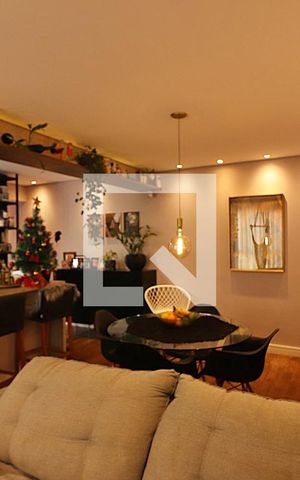 Apartamento à venda com 67m², 2 quartos e 1 vagaSala