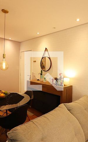 Apartamento à venda com 67m², 2 quartos e 1 vagaSala