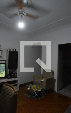 Apartamento à venda com 76m², 3 quartos e sem vagaSala
