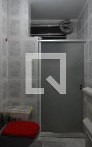 Apartamento à venda com 76m², 3 quartos e sem vagaBanheiro