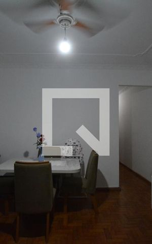 Apartamento à venda com 76m², 3 quartos e sem vagaSala