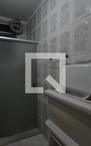 Apartamento à venda com 76m², 3 quartos e sem vagaBanheiro