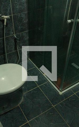 Casa à venda com 400m², 4 quartos e 2 vagas Casa à venda com 400m², 4 quartos e 2 vagasBanheiro da Suíte 2