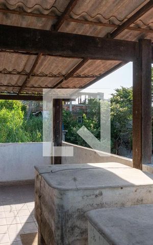 Casa à venda com 400m², 4 quartos e 2 vagas Casa à venda com 400m², 4 quartos e 2 vagasTerraço