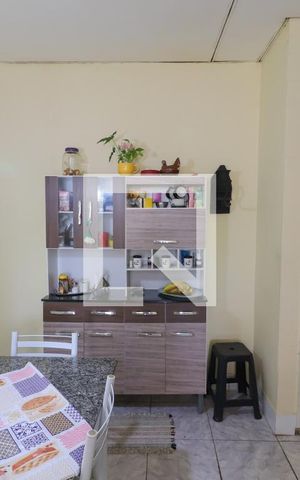 Casa à venda com 320m², 3 quartos e 2 vagas Casa à venda com 320m², 3 quartos e 2 vagasCozinha