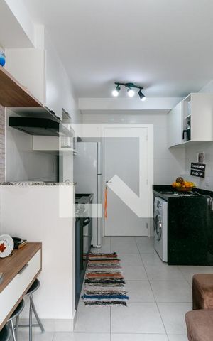 Studio à venda com 28m², 1 quarto e sem vaga Studio à venda com 28m², 1 quarto e sem vagaSala