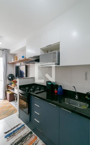 Studio à venda com 28m², 1 quarto e sem vaga Studio à venda com 28m², 1 quarto e sem vagaCozinha