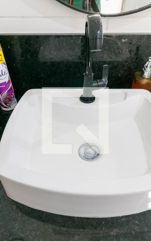 Studio à venda com 28m², 1 quarto e sem vaga Studio à venda com 28m², 1 quarto e sem vagaBanheiro - Torneira