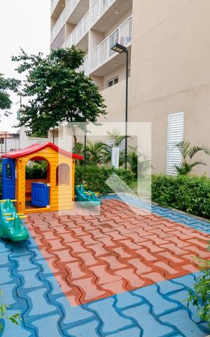 Studio à venda com 28m², 1 quarto e sem vaga Studio à venda com 28m², 1 quarto e sem vagaÁrea Comum - Playground