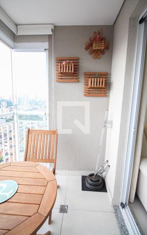 Apartamento para alugar com 42m², 1 quarto e 1 vaga Apartamento para alugar com 42m², 1 quarto e 1 vagaSacada Sala