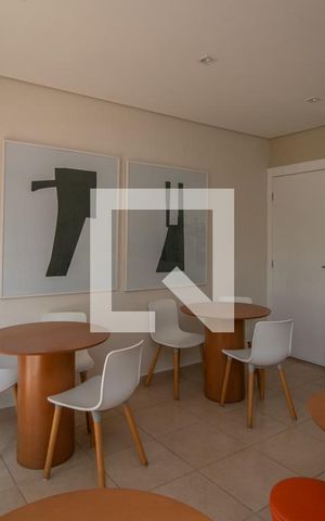 Apartamento à venda com 43m², 2 quartos e sem vaga Apartamento à venda com 43m², 2 quartos e sem vagaSalão de Festas