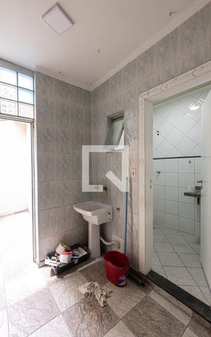 Casa de condomínio à venda com 100m², 3 quartos e 1 vagaÁrea de Serviço