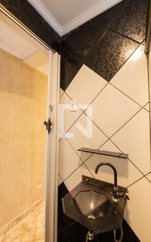 Casa de condomínio à venda com 100m², 3 quartos e 1 vagaBanheiro 