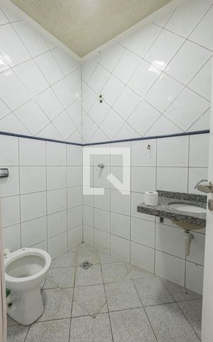 Casa de condomínio à venda com 100m², 3 quartos e 1 vagaBanheiro de Serviço