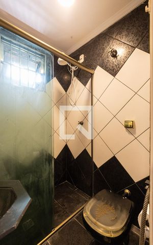 Casa de condomínio à venda com 100m², 3 quartos e 1 vagaBanheiro 