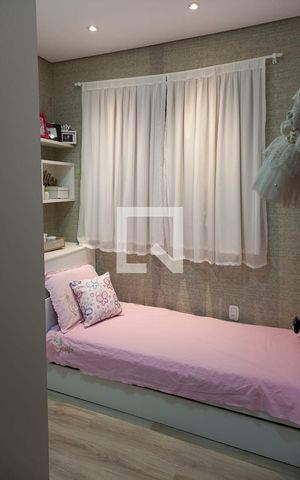 Casa à venda com 120m², 4 quartos e 2 vagas Casa à venda com 120m², 4 quartos e 2 vagasQuarto 2