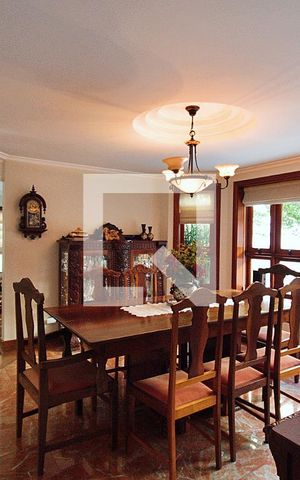 Casa de condomínio à venda com 700m², 4 quartos e 4 vagasSala de Jantar