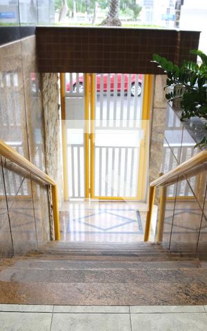 Apartamento para alugar com 51m², 1 quarto e 1 vagaEscada