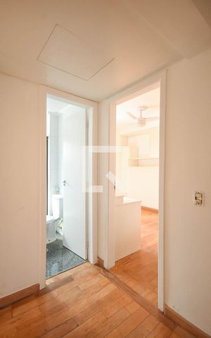 Apartamento à venda com 94m², 3 quartos e 2 vagas Apartamento à venda com 94m², 3 quartos e 2 vagasCorredor