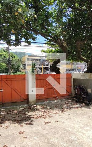Casa para alugar com 280m², 3 quartos e 2 vagas Casa para alugar com 280m², 3 quartos e 2 vagasGaragem